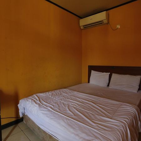 Oyo 93119 Guest House Leo Patra Muara Badak Eksteriør billede