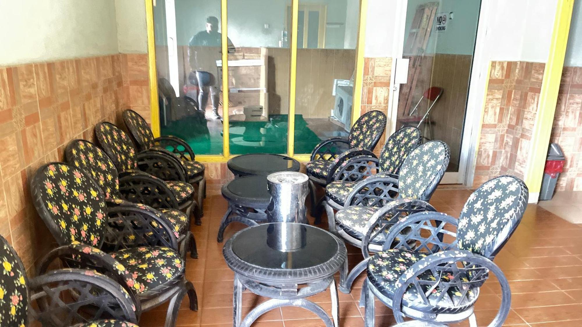 Oyo 93119 Guest House Leo Patra Muara Badak Eksteriør billede